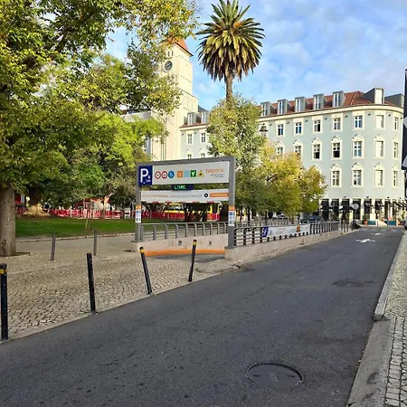 Modern I Roof View Апартаменты Лиссабон