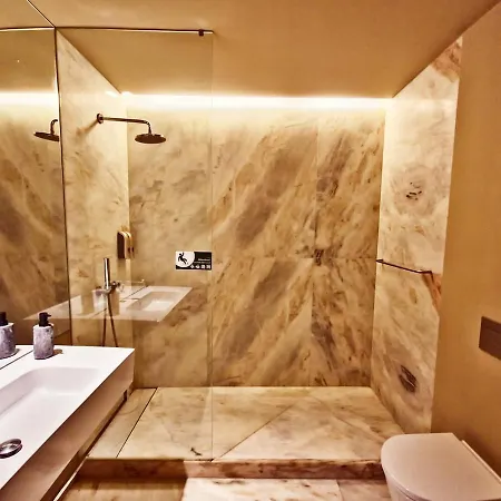 Modern I Roof View Apartment Lisbon